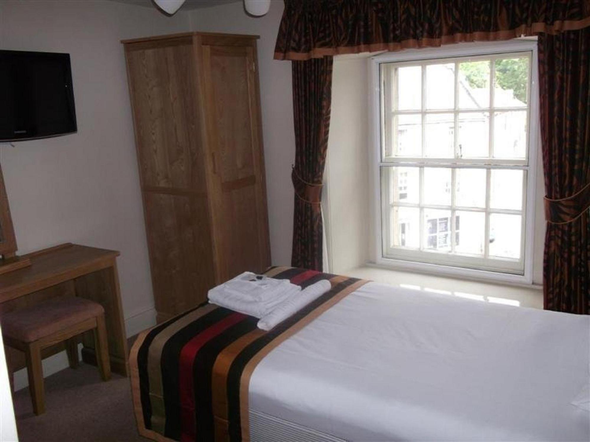 Radstock Hotel Near Bath Buitenkant foto