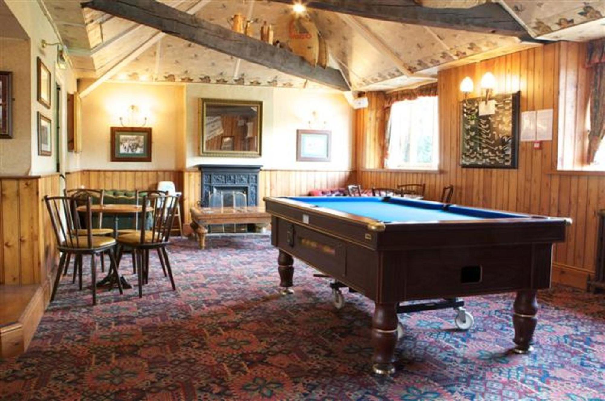 Radstock Hotel Near Bath Buitenkant foto