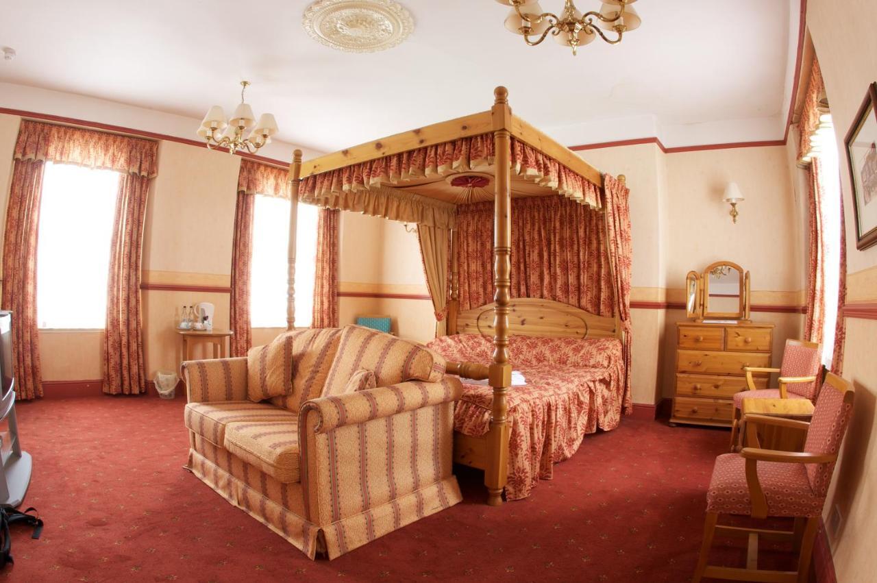 Radstock Hotel Near Bath Kamer foto